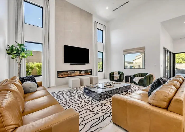 Luxury Lounge - 5br Pool&spa Sauna Firepit Scottsdale