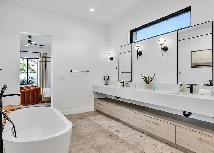 Luxury Lounge - 5br Pool&spa Sauna Firepit Scottsdale