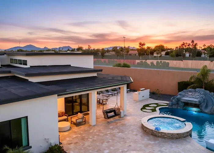 Luxury Lounge - 5br Pool&spa Sauna Firepit * Scottsdale