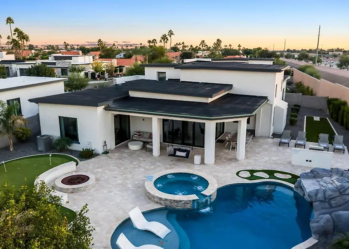 Holiday home Luxury Lounge - 5br Pool&spa Sauna Firepit Scottsdale